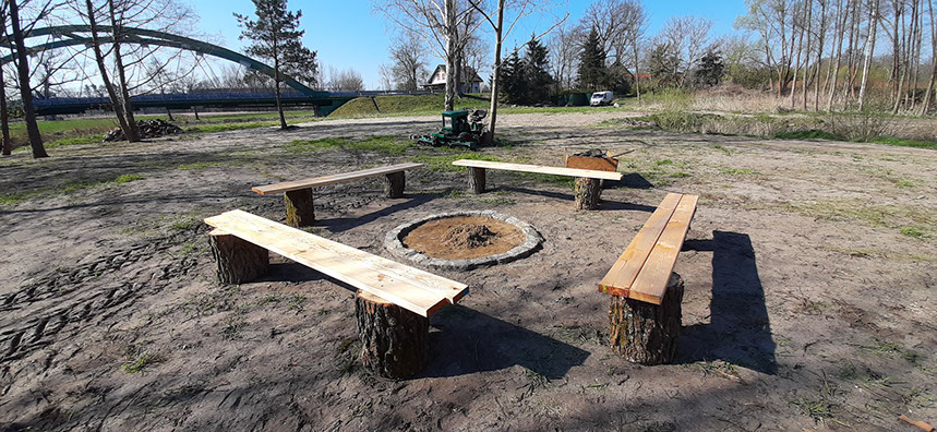 Spływ kajakiem rzeką Obrą w Międzyrzeczu